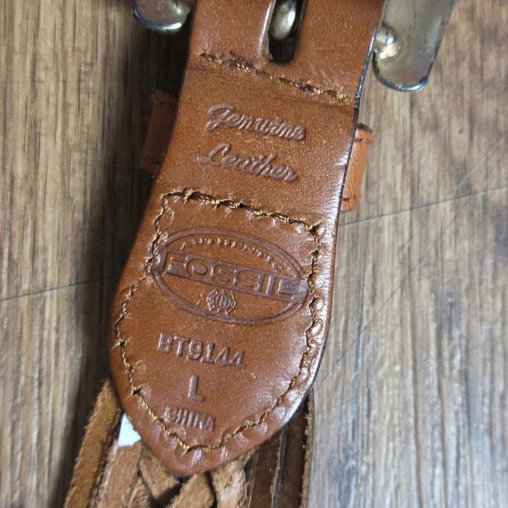 Fossil leather braided